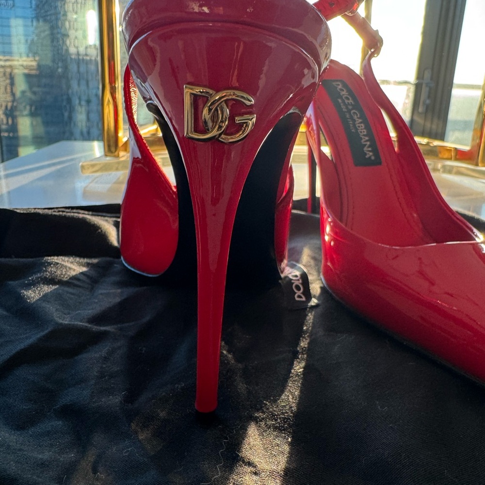 Dolce & Gabbana Slingback Pumps - Picture 5 of 13